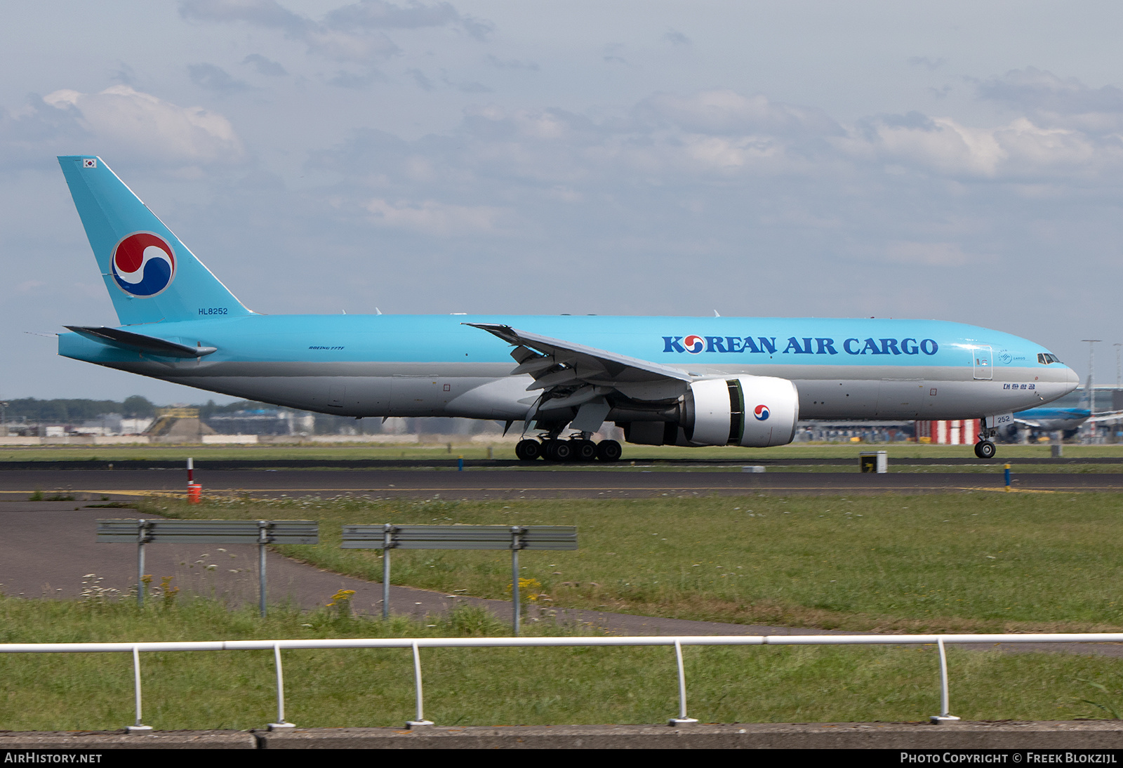 Aircraft Photo of HL8252 | Boeing 777-FB5 | Korean Air Cargo | AirHistory.net #643707