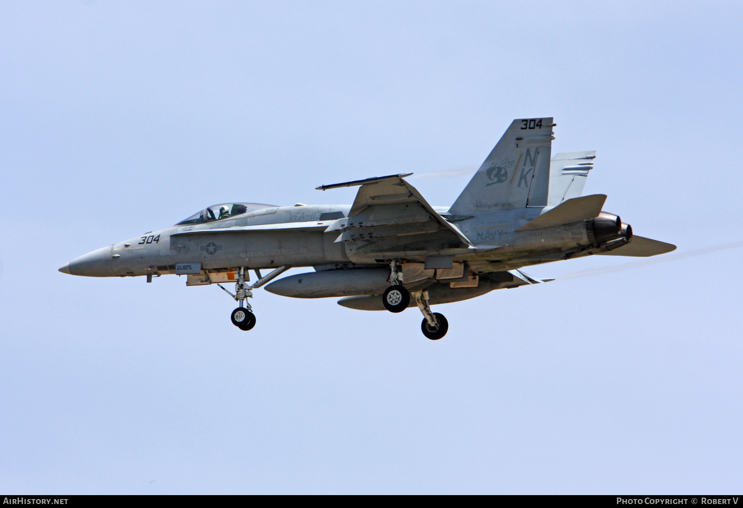Aircraft Photo of 164640 | McDonnell Douglas F/A-18C Hornet | USA - Navy | AirHistory.net #643739