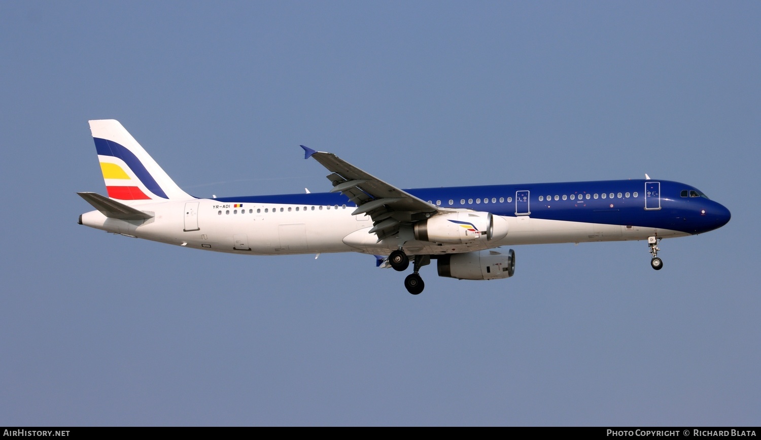 Aircraft Photo of YR-ADI | Airbus A321-231 | Air Moldova | AirHistory.net #643774