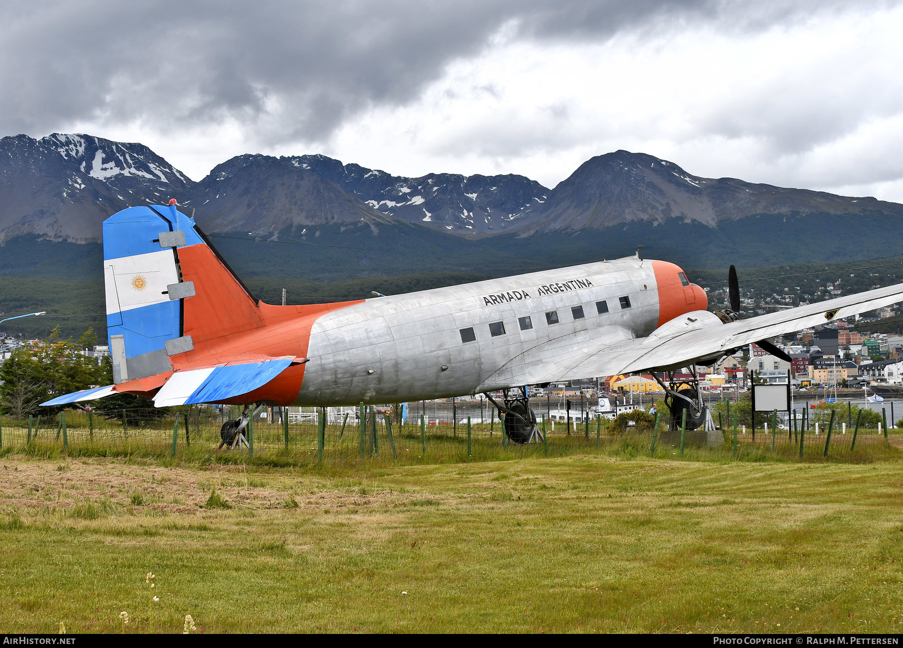 Aircraft Photo of 0172 | Douglas C-47A Skytrain | Argentina - Navy | AirHistory.net #643889