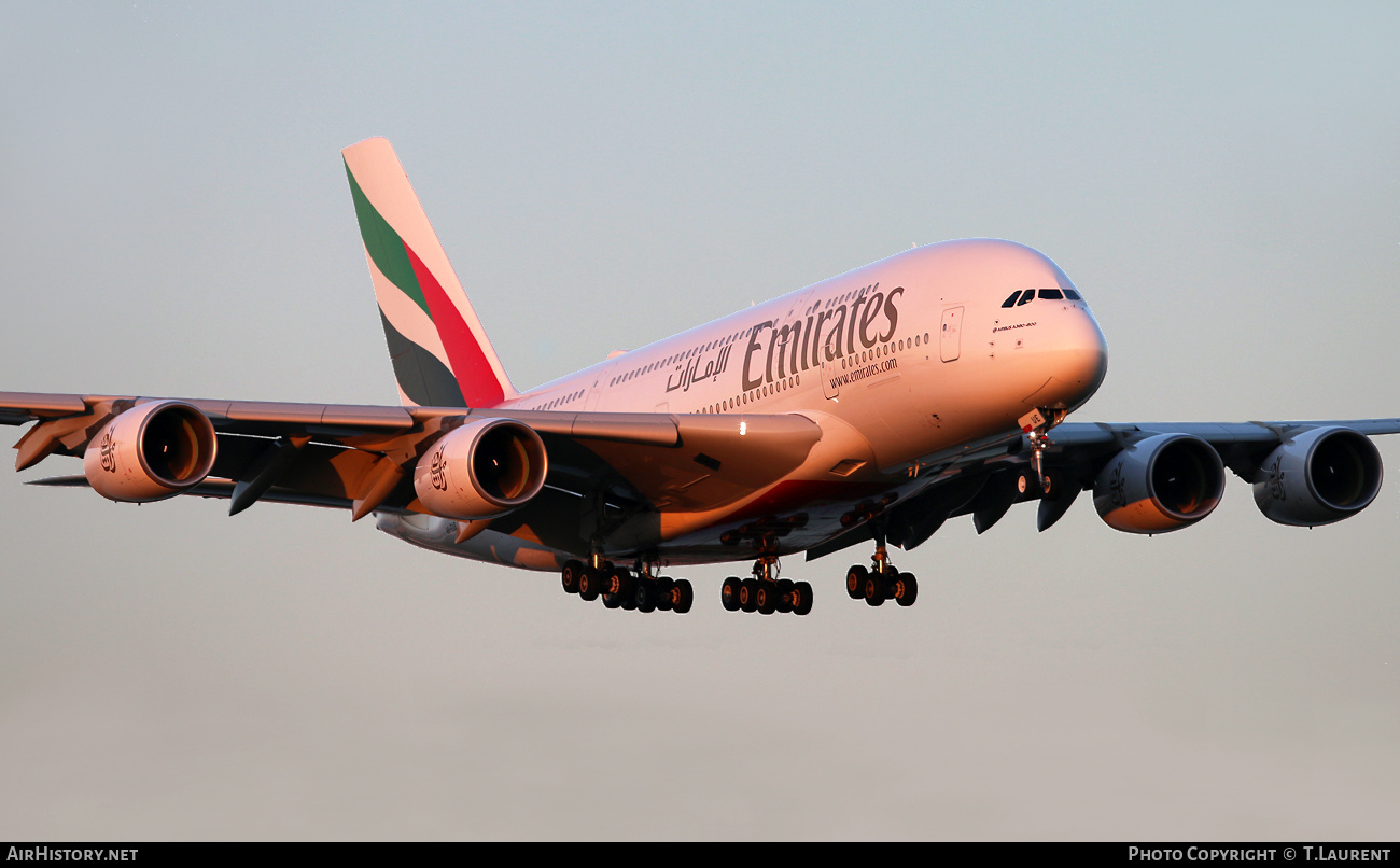 Aircraft Photo of A6-EUE | Airbus A380-861 | Emirates | AirHistory.net #643973