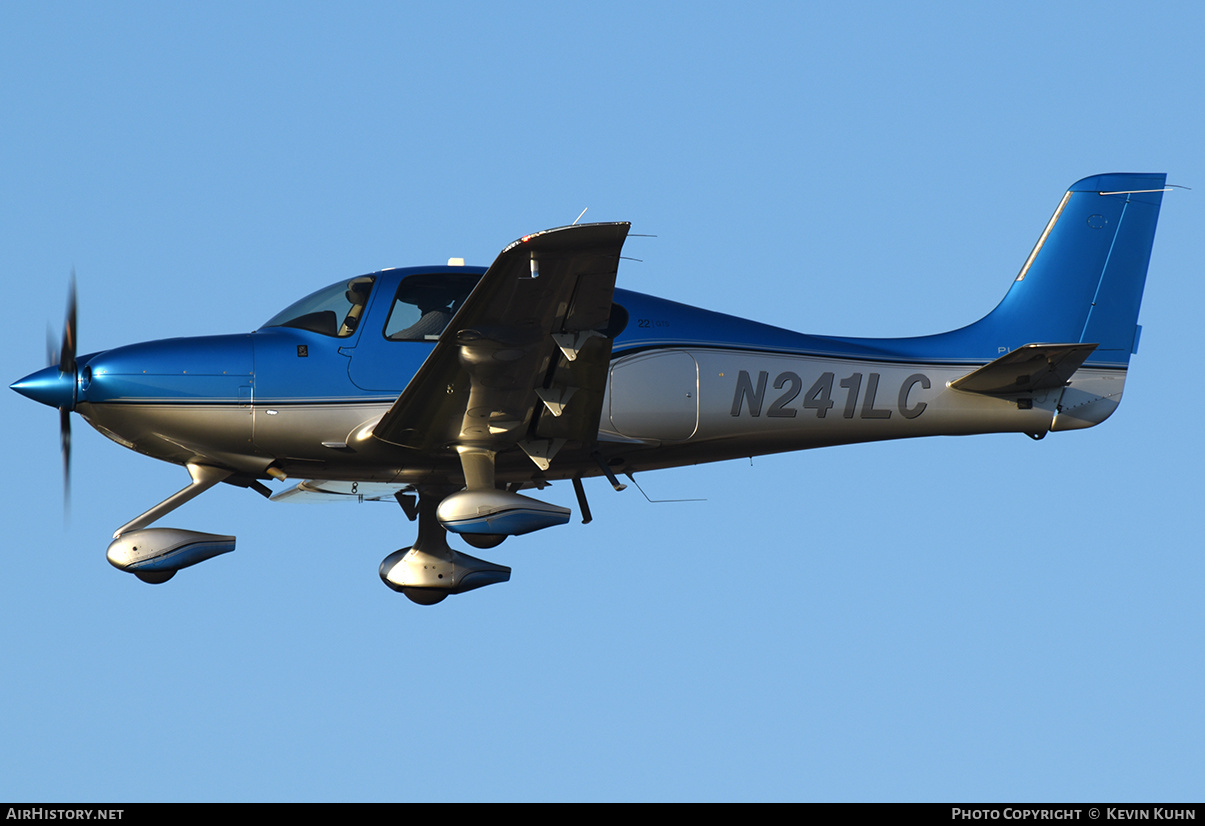 Aircraft Photo of N241LC | Cirrus SR-22 G6-GTS Platinum | AirHistory.net #644043