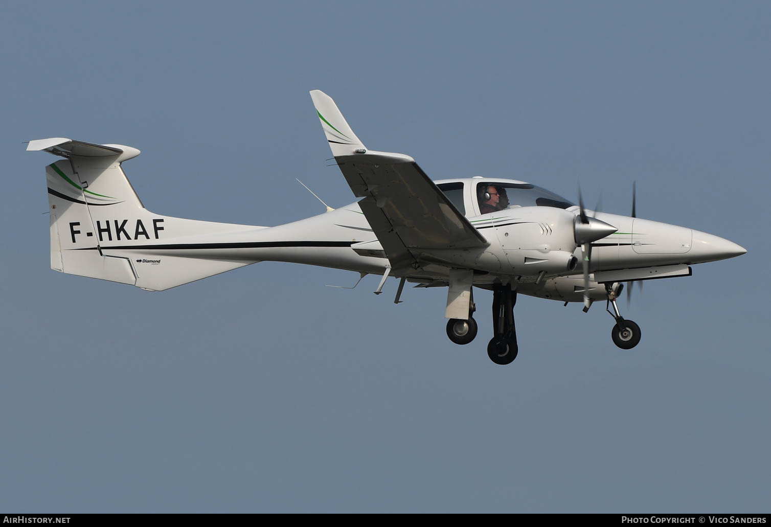 Aircraft Photo of F-HKAF | Diamond DA42 Twin Star | AirHistory.net #644071