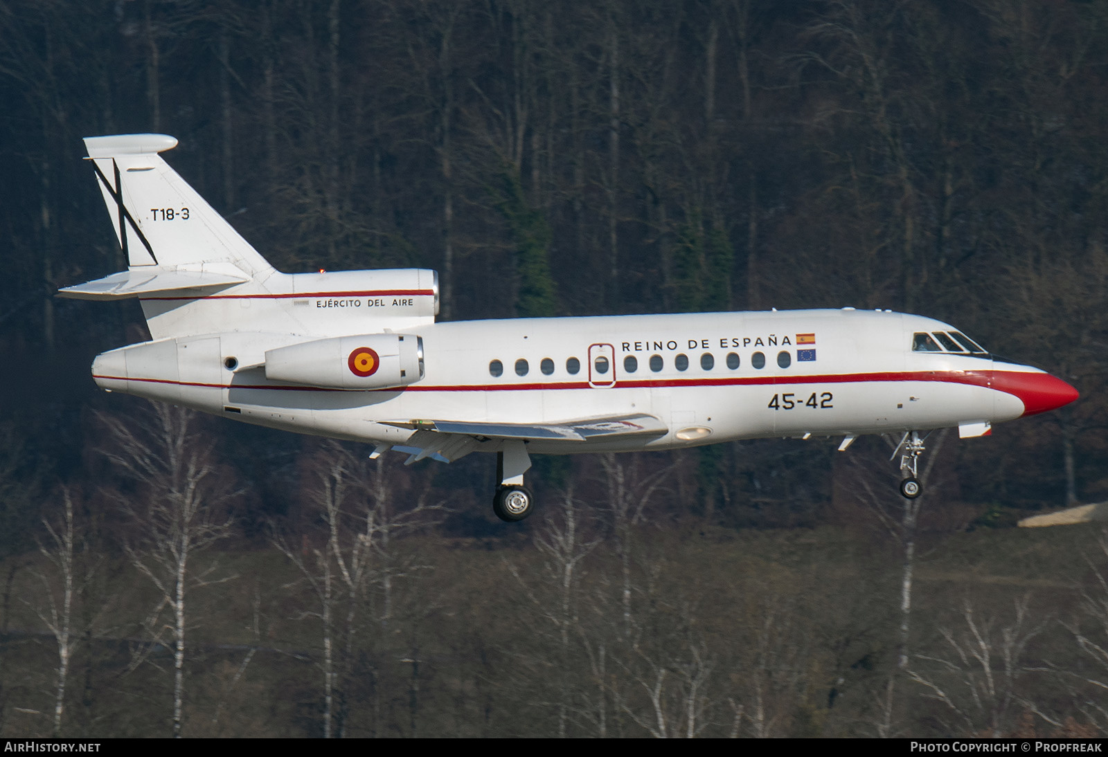 Aircraft Photo of T18-3 | Dassault Falcon 900B | Spain - Air Force | AirHistory.net #644073