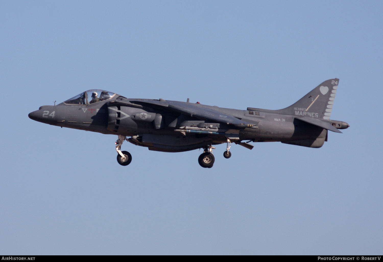 Aircraft Photo of 163883 | McDonnell Douglas AV-8B Harrier II | USA - Marines | AirHistory.net #644087