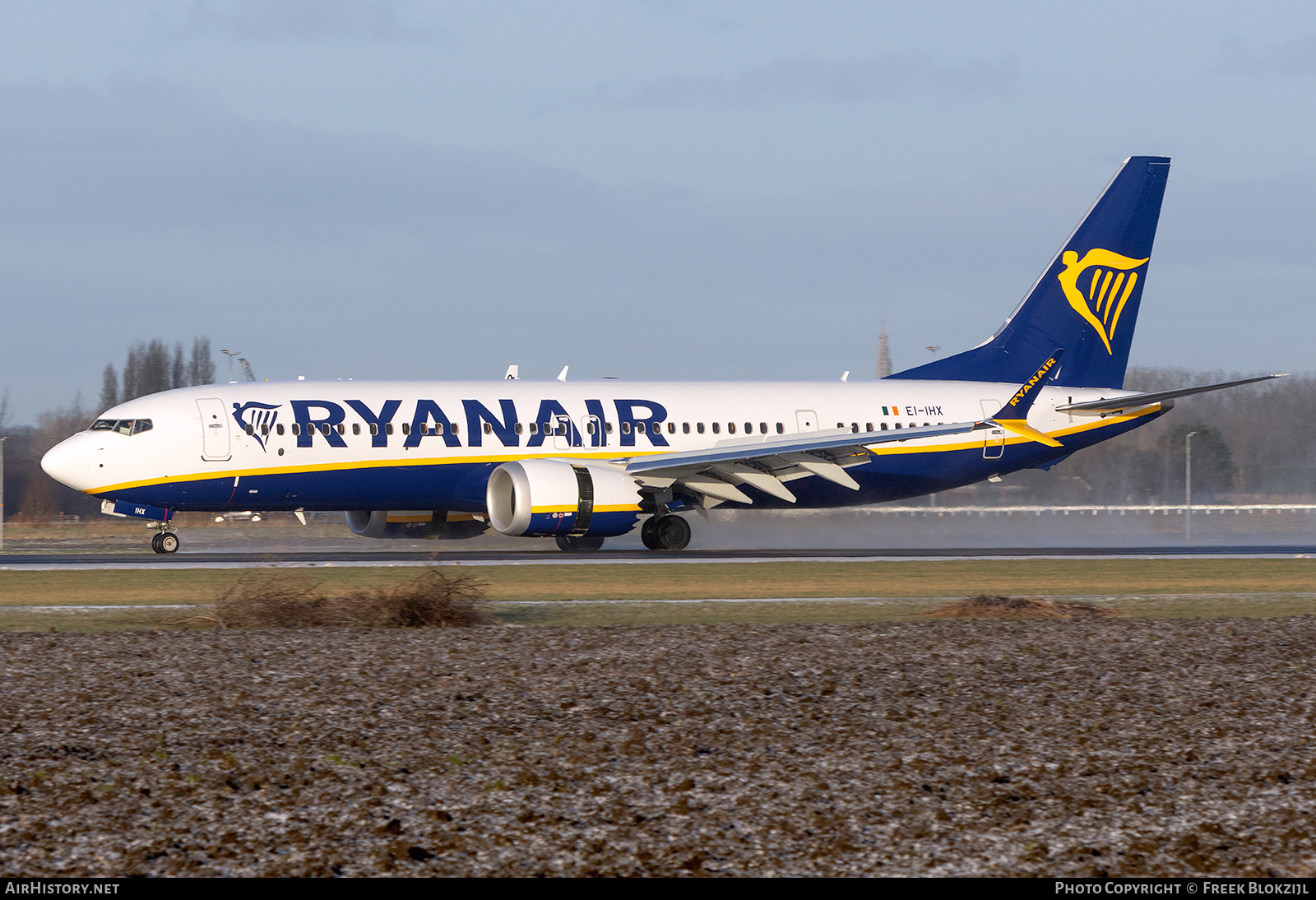 Aircraft Photo of EI-IHX | Boeing 737-8200 Max 200 | Ryanair | AirHistory.net #644268