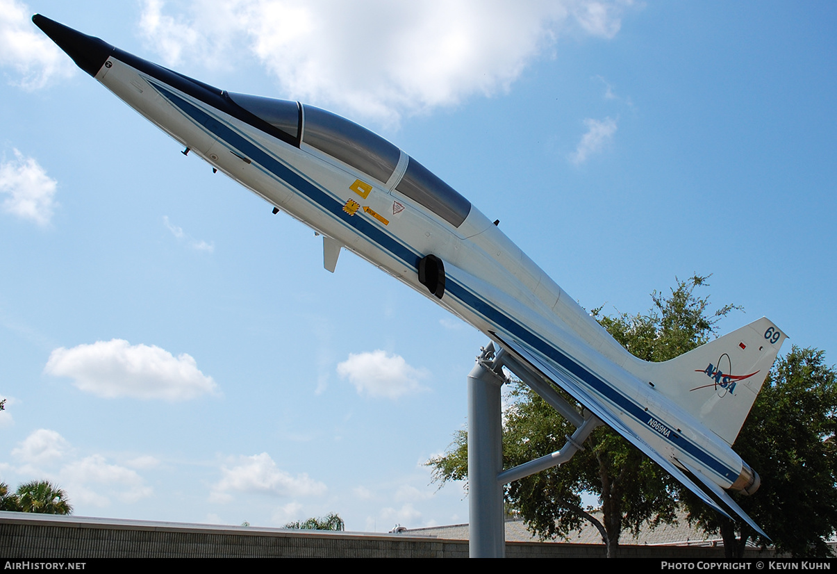 Aircraft Photo of N969NA / NASA 69 | Northrop T-38N Talon | NASA - National Aeronautics and Space Administration | AirHistory.net #644308