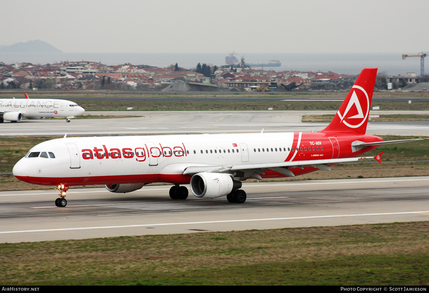 Aircraft Photo of TC-ATF | Airbus A321-211 | AtlasGlobal Airlines | AirHistory.net #644338