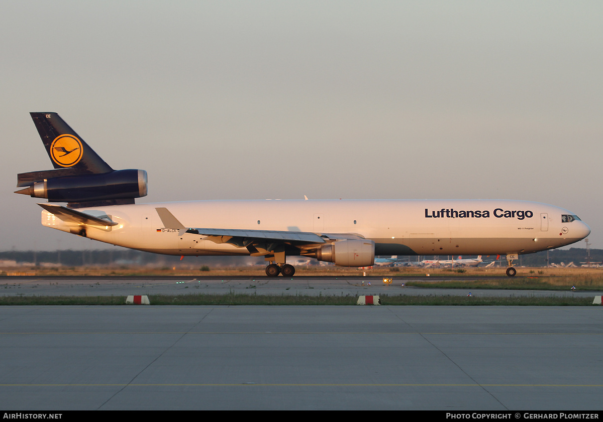 Aircraft Photo of D-ALCE | McDonnell Douglas MD-11/F | Lufthansa Cargo | AirHistory.net #644430