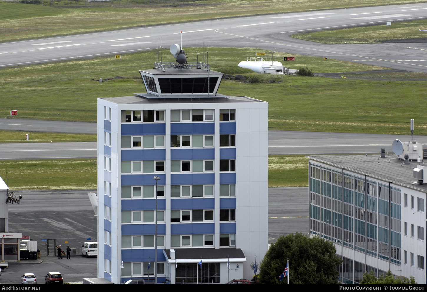 Airport photo of Reykjavík (BIRK / RKV) in Iceland | AirHistory.net #644521