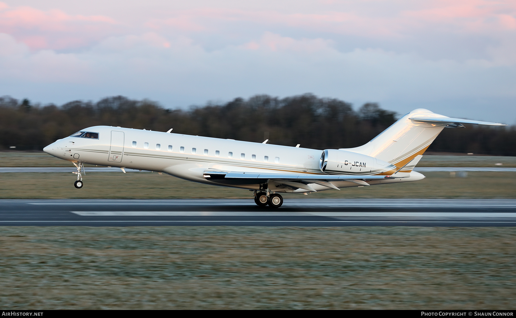 Aircraft Photo of G-JCAN | Bombardier Global 6500 (BD-700-1A10) | AirHistory.net #644552