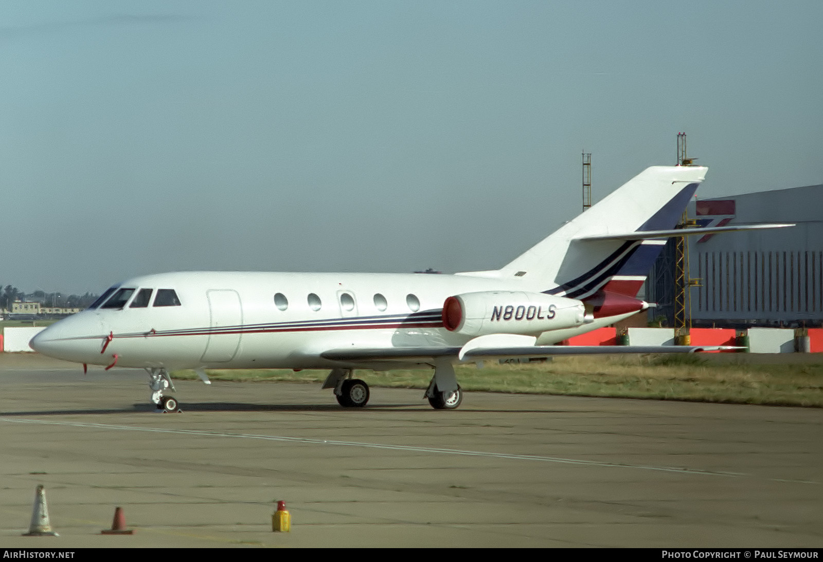 Aircraft Photo of N800LS | Dassault Falcon 20C | AirHistory.net #644558