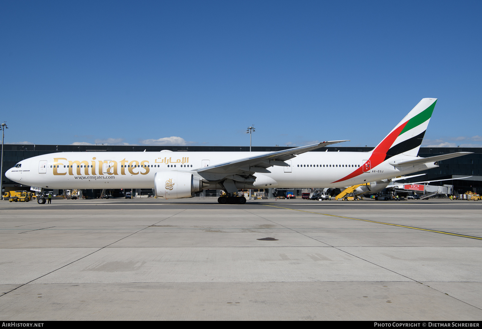 Aircraft Photo of A6-EGJ | Boeing 777-31H/ER | Emirates | AirHistory.net #644637