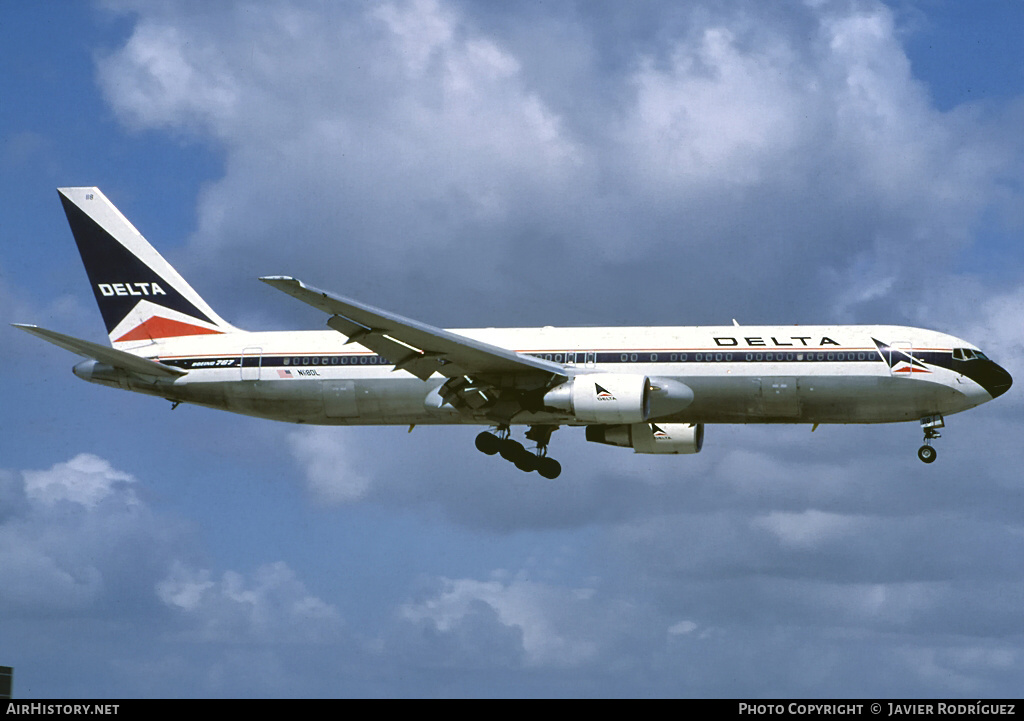 Aircraft Photo of N118DL | Boeing 767-332 | Delta Air Lines | AirHistory.net #644707