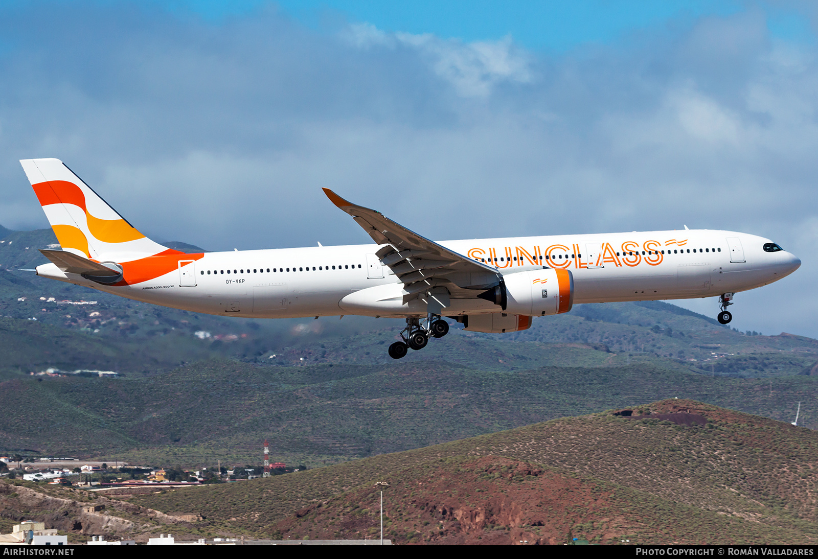 Aircraft Photo of OY-VKP | Airbus A330-941N | Sunclass Airlines | AirHistory.net #644830