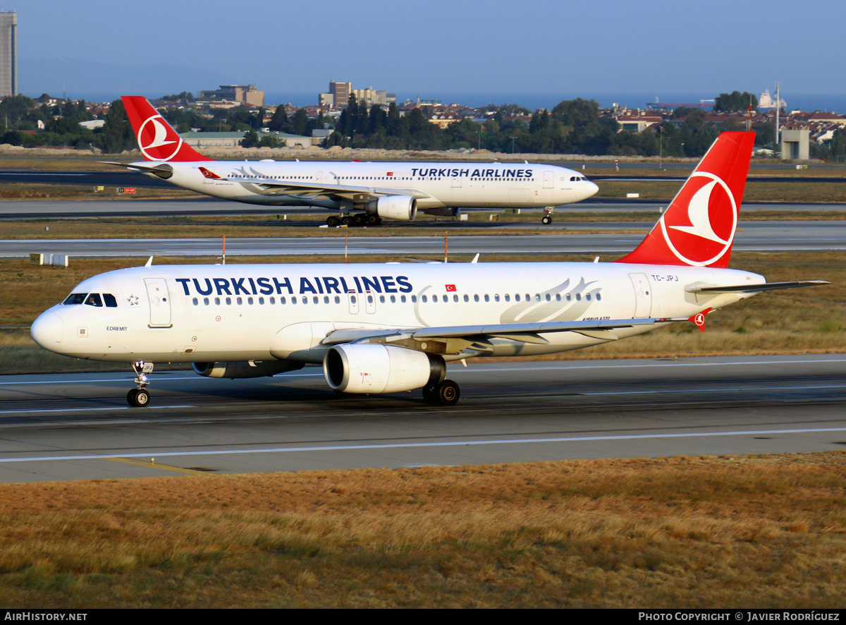 Aircraft Photo of TC-JPJ | Airbus A320-232 | Turkish Airlines | AirHistory.net #644856