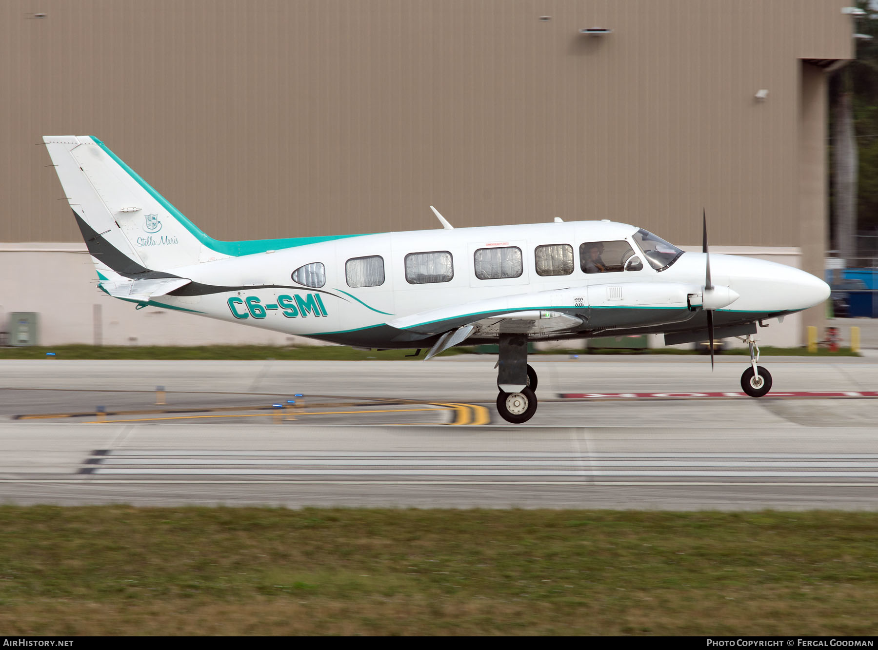 Aircraft Photo of C6-SMI | Piper PA-31-350 Navajo Chieftain | Stella Maris Resort Air Service | AirHistory.net #644957