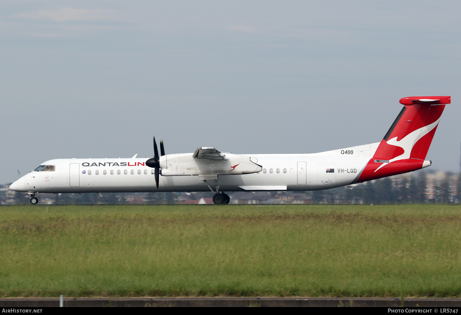 Aircraft Photo of VH-LQD | Bombardier DHC-8-402 Dash 8 | QantasLink | AirHistory.net #644987