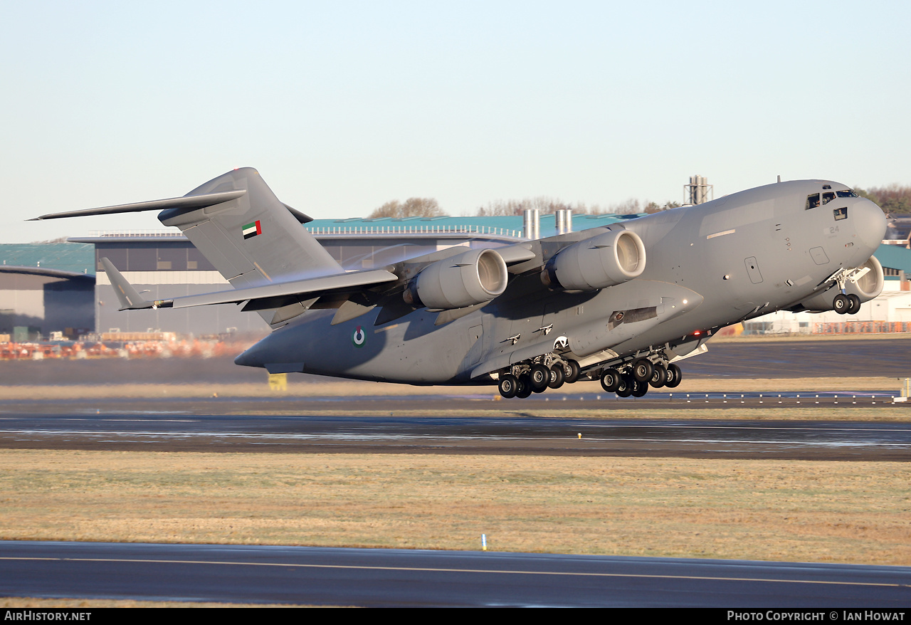 Aircraft Photo of 1224 / 100402 | Boeing C-17A Globemaster III | United Arab Emirates - Air Force | AirHistory.net #644994