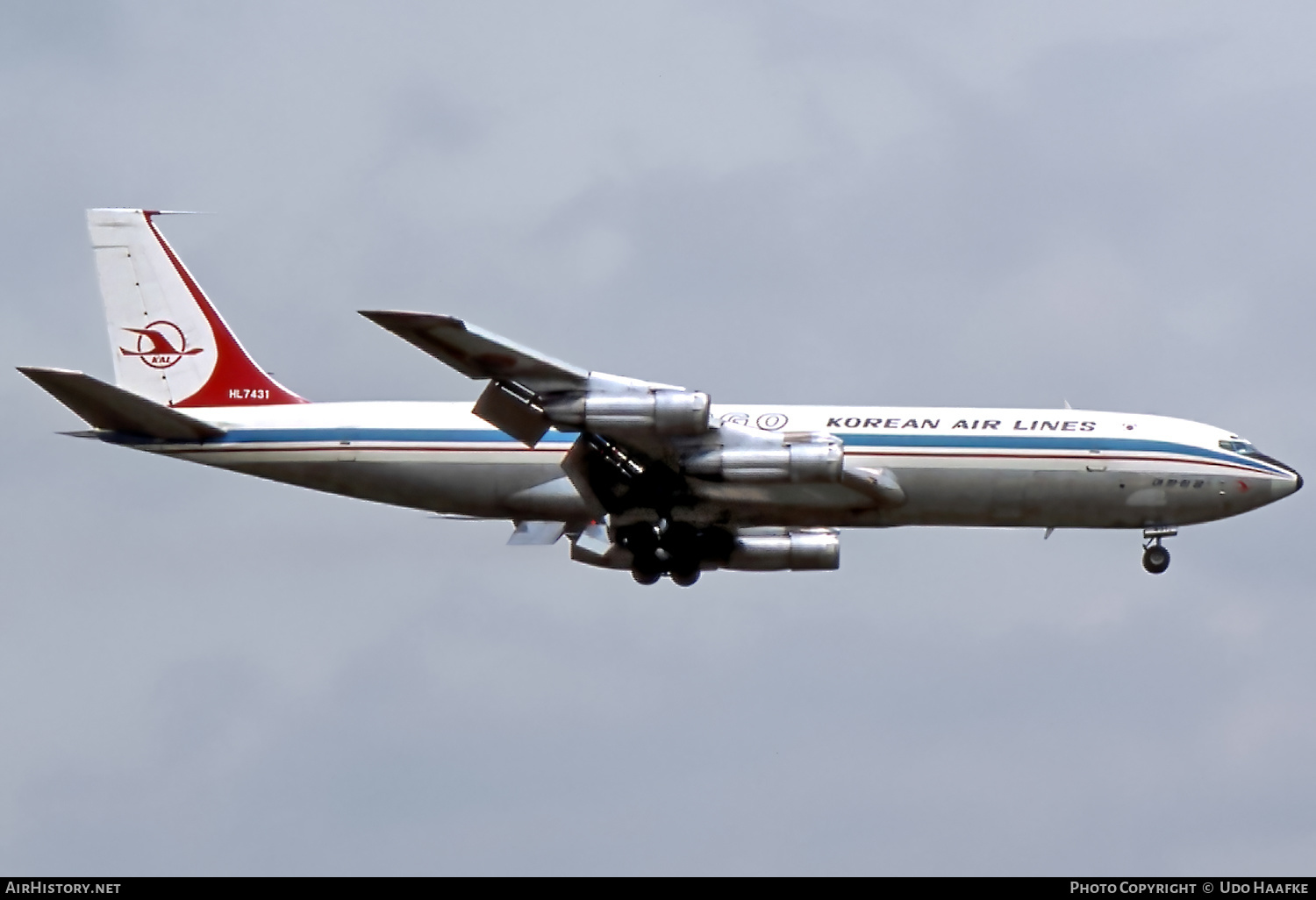 Aircraft Photo of HL7431 | Boeing 707-321C | Korean Air Lines Cargo | AirHistory.net #645014