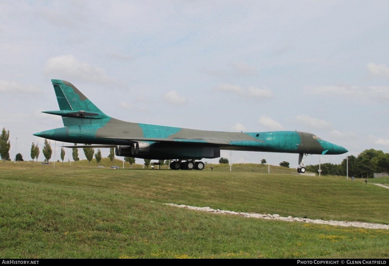 Aircraft Photo of 76-0174 / 60174 | Rockwell B-1A Lancer | USA - Air Force | AirHistory.net #645047