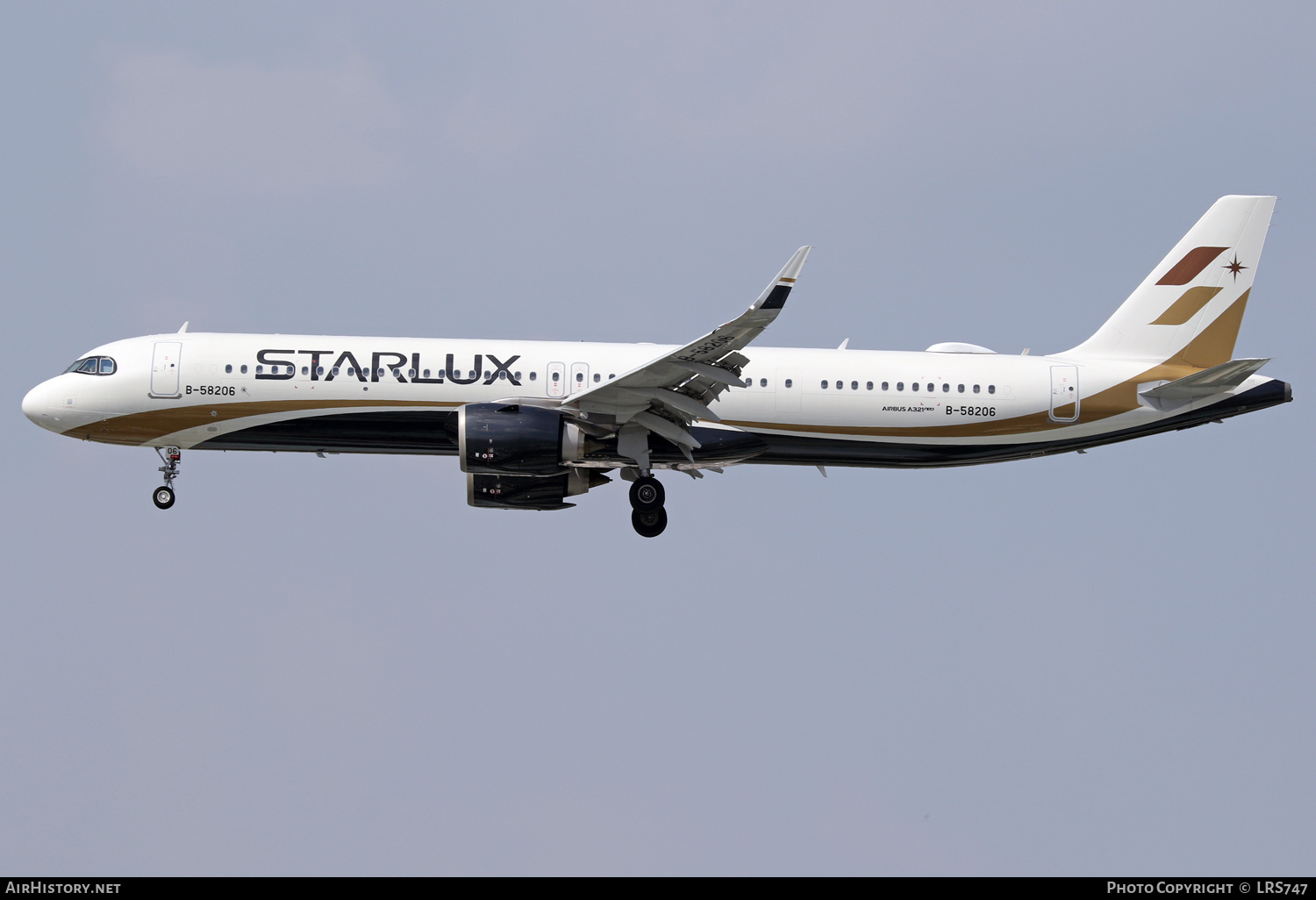 Aircraft Photo of B-58206 | Airbus A321-252NX | Starlux Airlines | AirHistory.net #645225