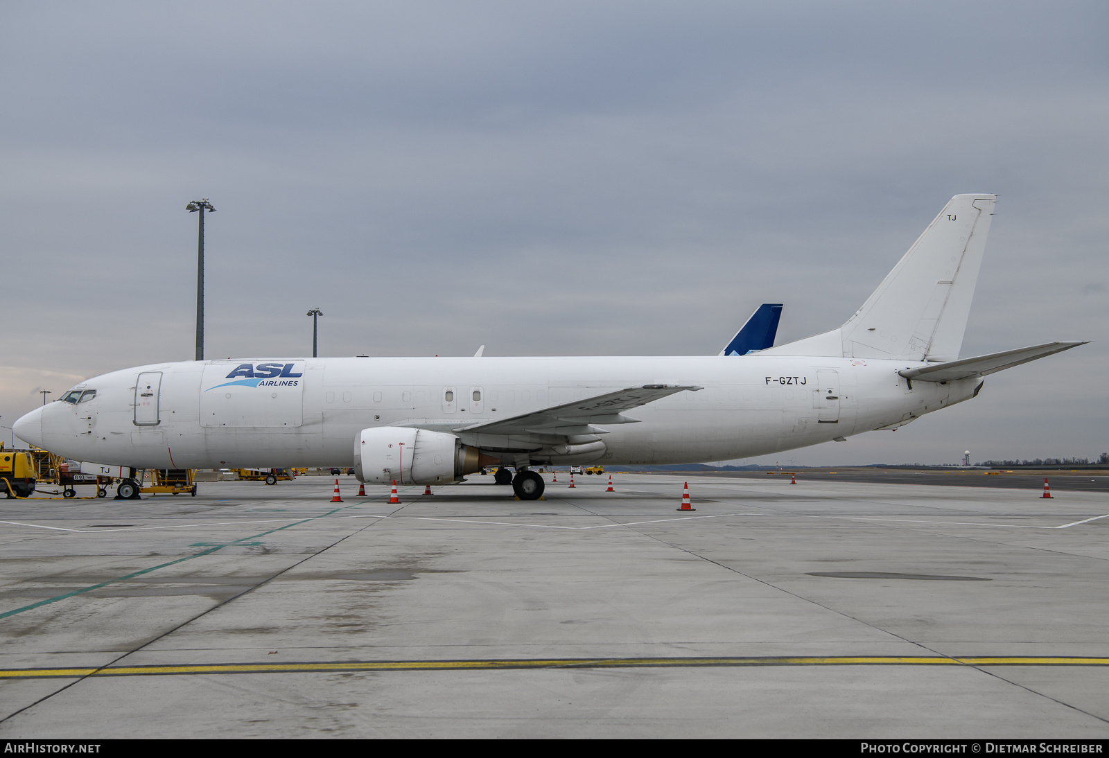 Aircraft Photo of F-GZTJ | Boeing 737-4S3(SF) | ASL Airlines | AirHistory.net #645260