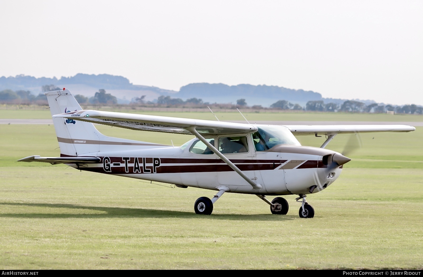 Aircraft Photo of G-TALP | Cessna 172N Skyhawk II | AirHistory.net #645335