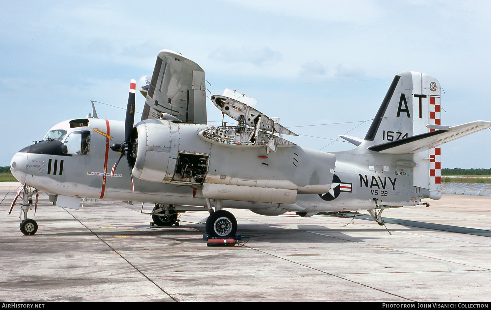 Aircraft Photo of 151674 / 1674 | Grumman S-2E Tracker | USA - Navy | AirHistory.net #645393