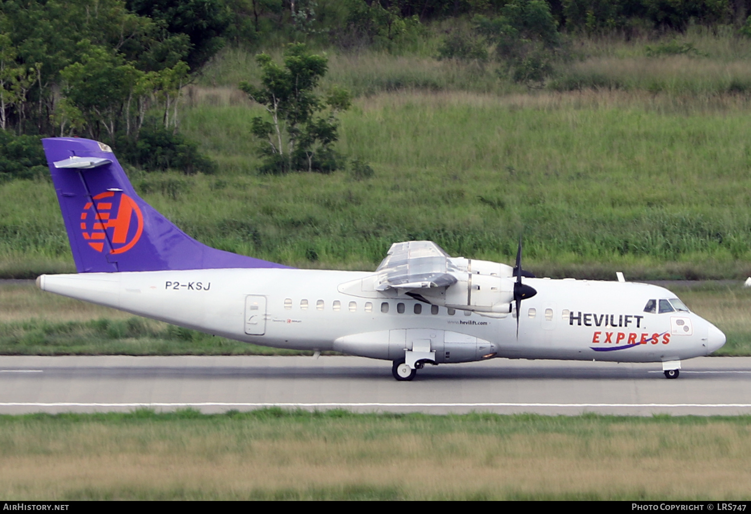 Aircraft Photo of P2-KSJ | ATR ATR-42-320F | Hevilift Express | AirHistory.net #645429