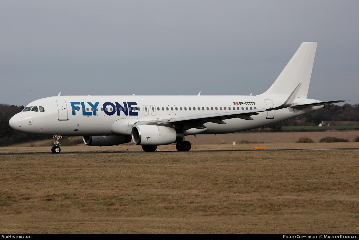 Aircraft Photo of ER-00008 | Airbus A320-233 | FlyOne | AirHistory.net #645552