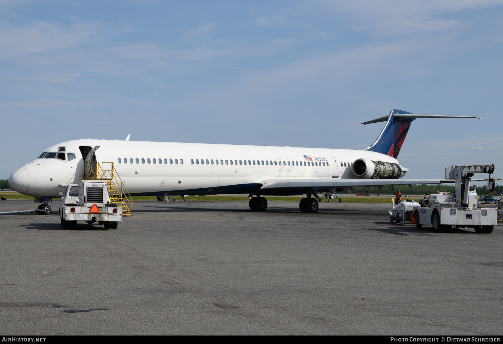 Aircraft Photo of N997DL | McDonnell Douglas MD-88 | AirHistory.net #645563