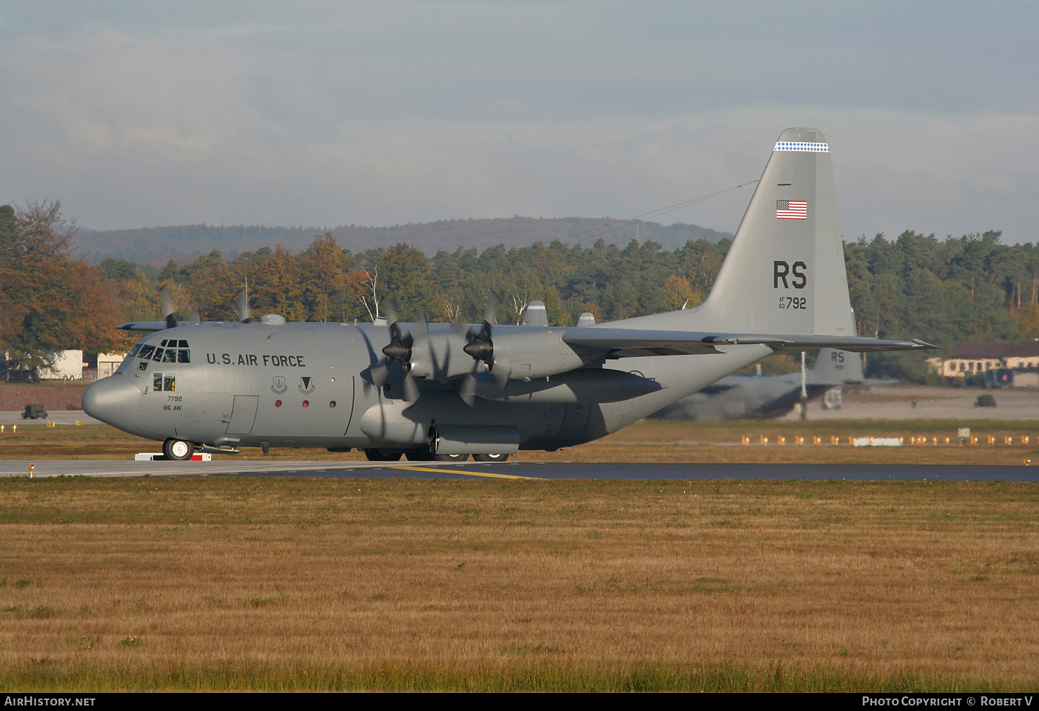 Aircraft Photo of 63-7792 / 37792 | Lockheed C-130E Hercules (L-382) | USA - Air Force | AirHistory.net #645648