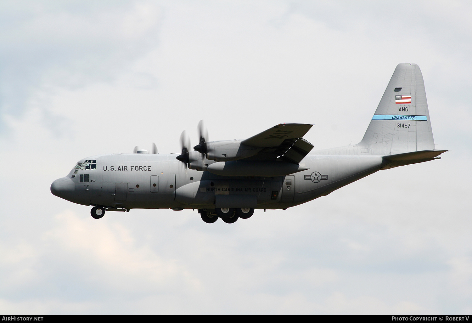 Aircraft Photo of 93-1457 / 31457 | Lockheed C-130H Hercules | USA - Air Force | AirHistory.net #645697