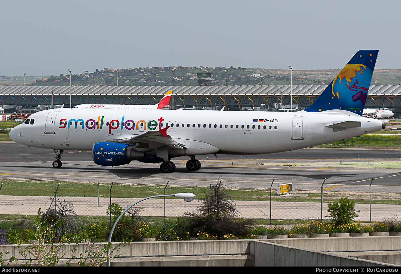 Aircraft Photo of D-ASPI | Airbus A320-214 | Small Planet Airlines | AirHistory.net #645706