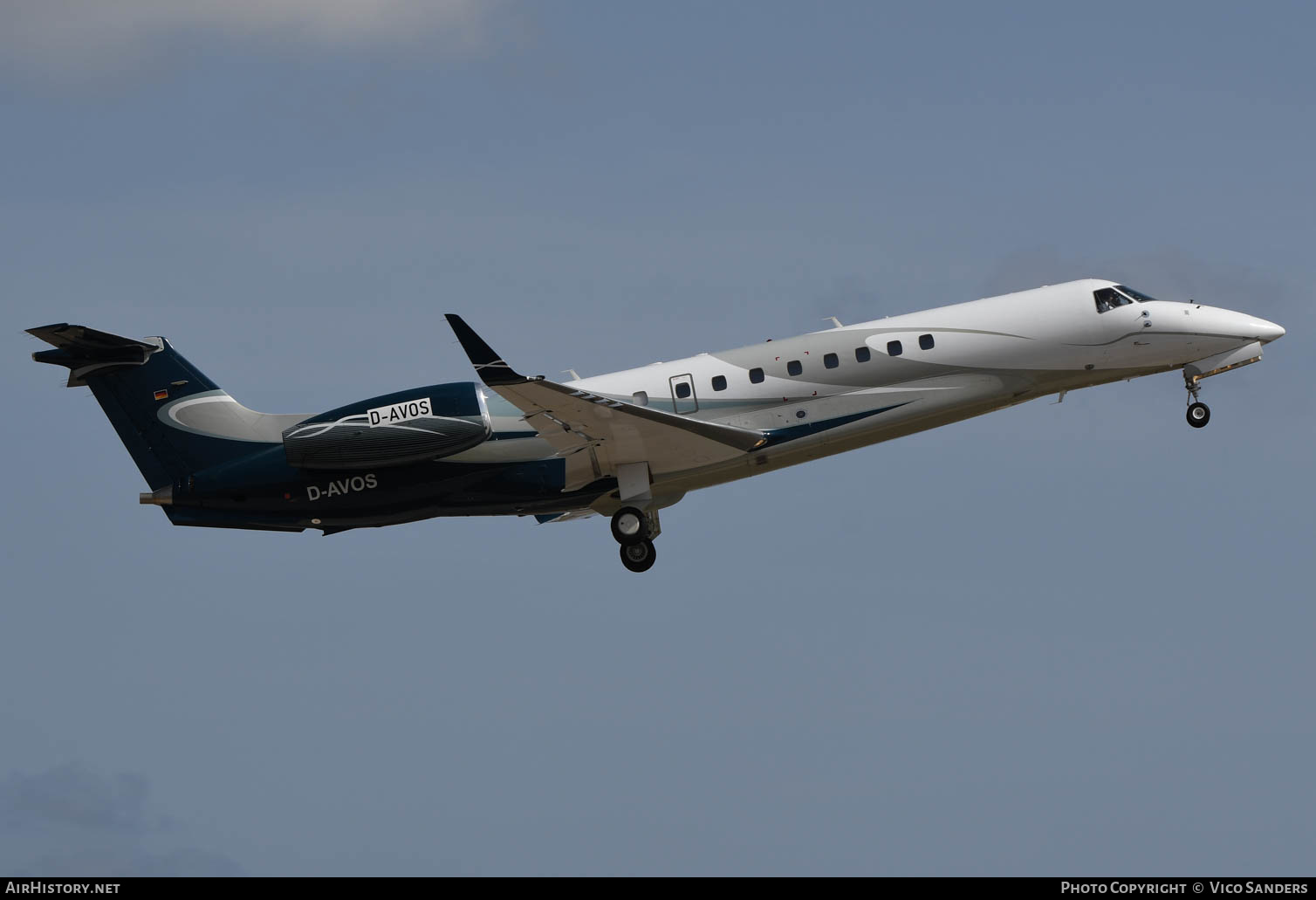 Aircraft Photo of D-AVOS | Embraer Legacy 650 (EMB-135BJ) | AirHistory.net #645765