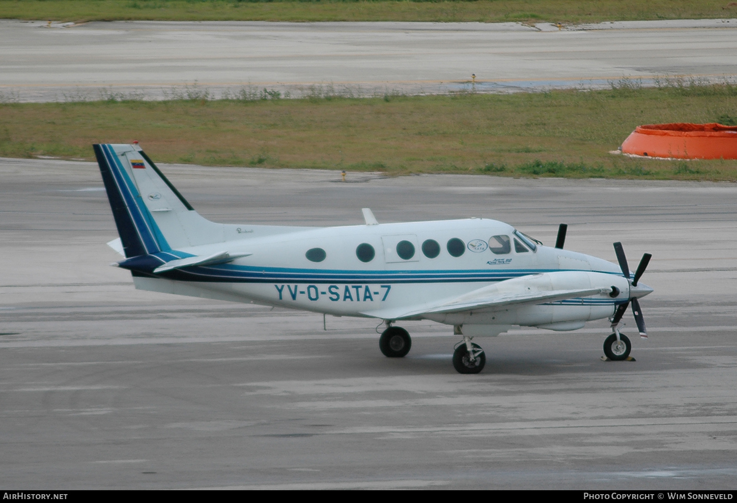 Aircraft Photo of YV-O-SATA-7 | Beech E90 King Air | SATA - Servicio Autónomo de Transporte Aéreo | AirHistory.net #645810