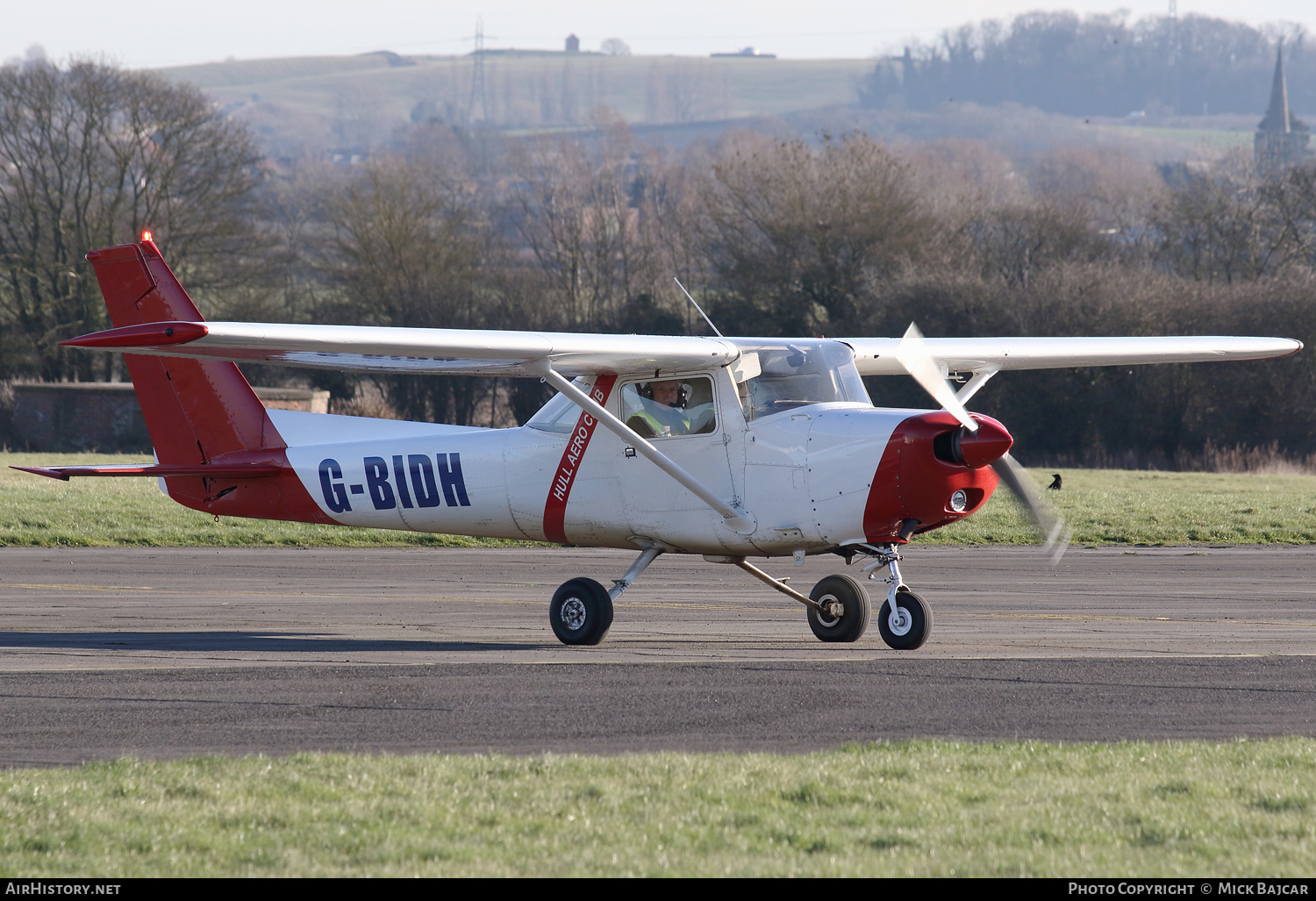 Aircraft Photo of G-BIDH | Cessna 152 | Hull Aero Club | AirHistory.net #645813