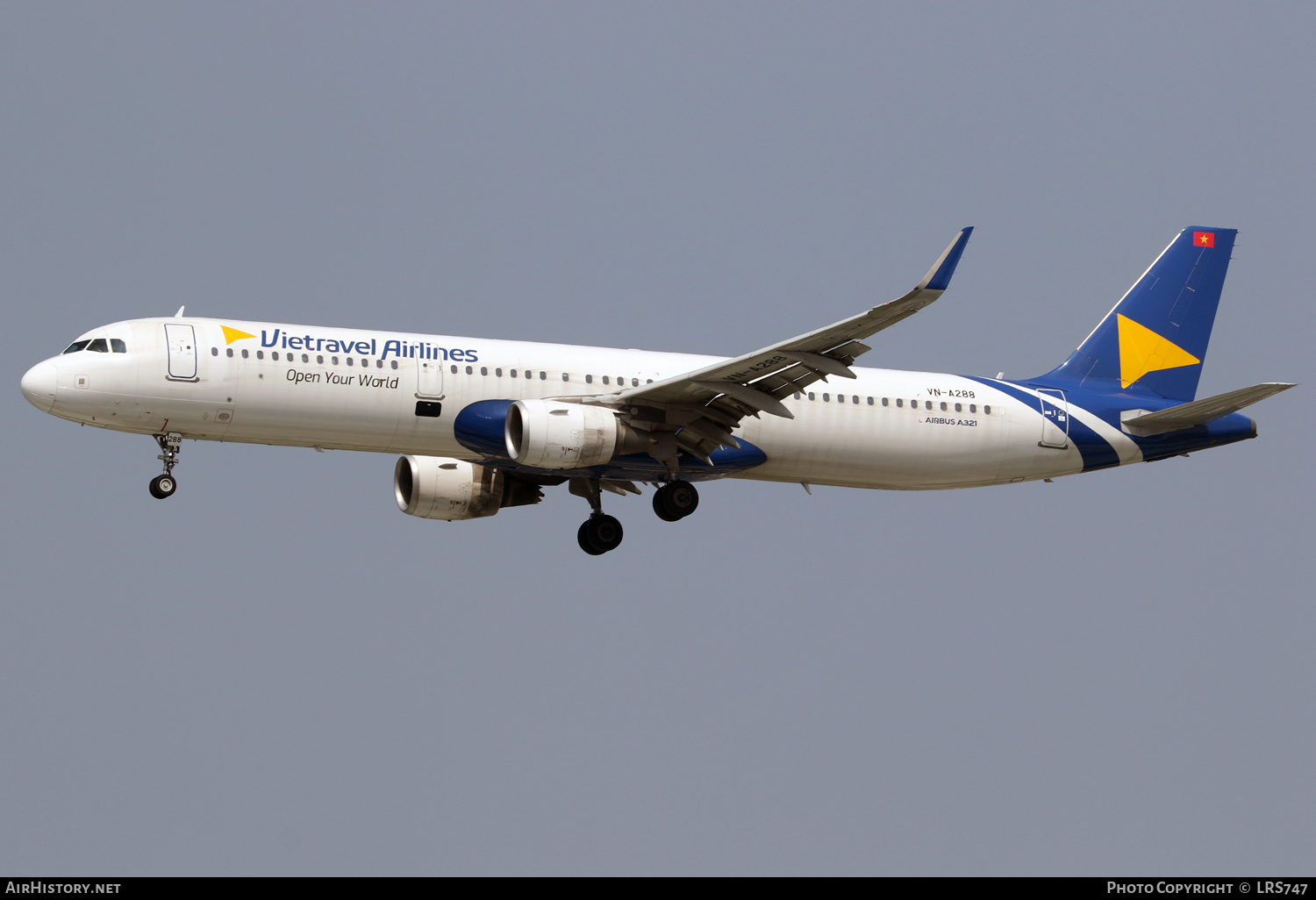 Aircraft Photo of VN-A288 | Airbus A321-211 | Vietravel Airlines | AirHistory.net #645912