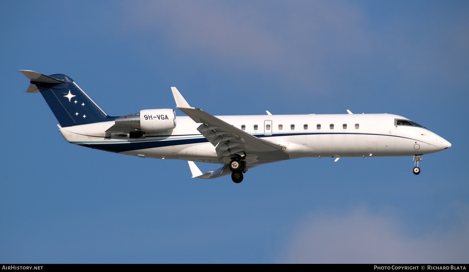 Aircraft Photo of 9H-VGA | Bombardier Challenger 850 (CRJ-200SE/CL-600-2B19) | AirHistory.net #645933