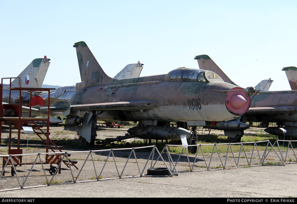 Aircraft Photo of 1016 | Sukhoi Su-7UM | Czechoslovakia - Air Force | AirHistory.net #645936