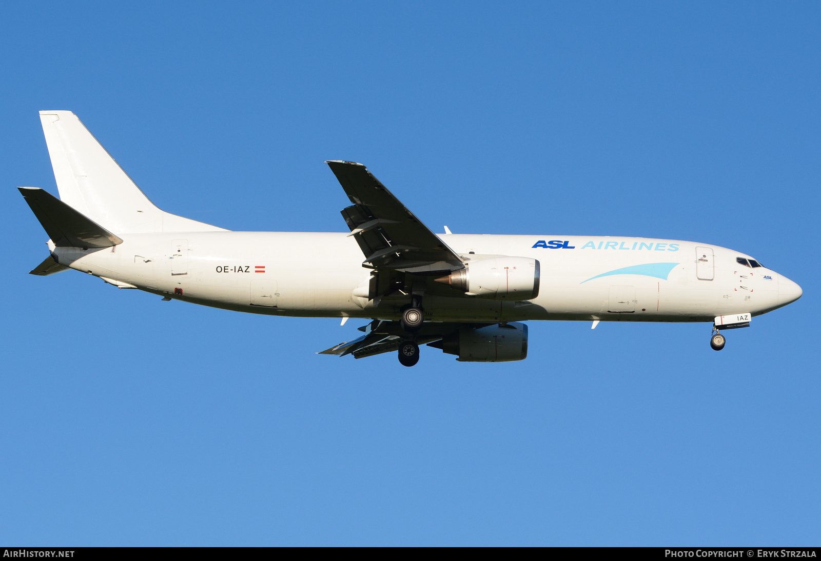 Aircraft Photo of OE-IAZ | Boeing 737-4Q8(SF) | ASL Airlines | AirHistory.net #645943