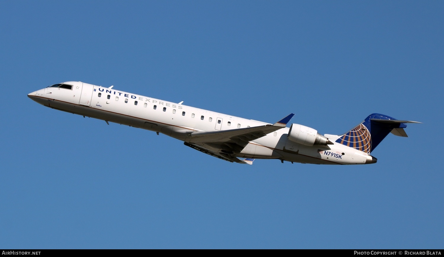 Aircraft Photo of N791SK | Bombardier CRJ-702ER NG (CL-600-2C10) | United Express | AirHistory.net #645975