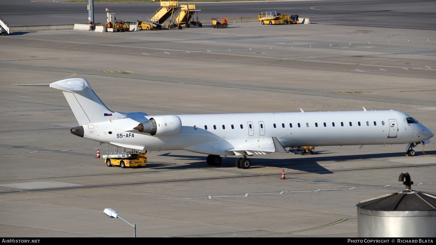 Aircraft Photo of S5-AFA | Bombardier CRJ-900ER (CL-600-2D24) | Adria Airways | AirHistory.net #645982