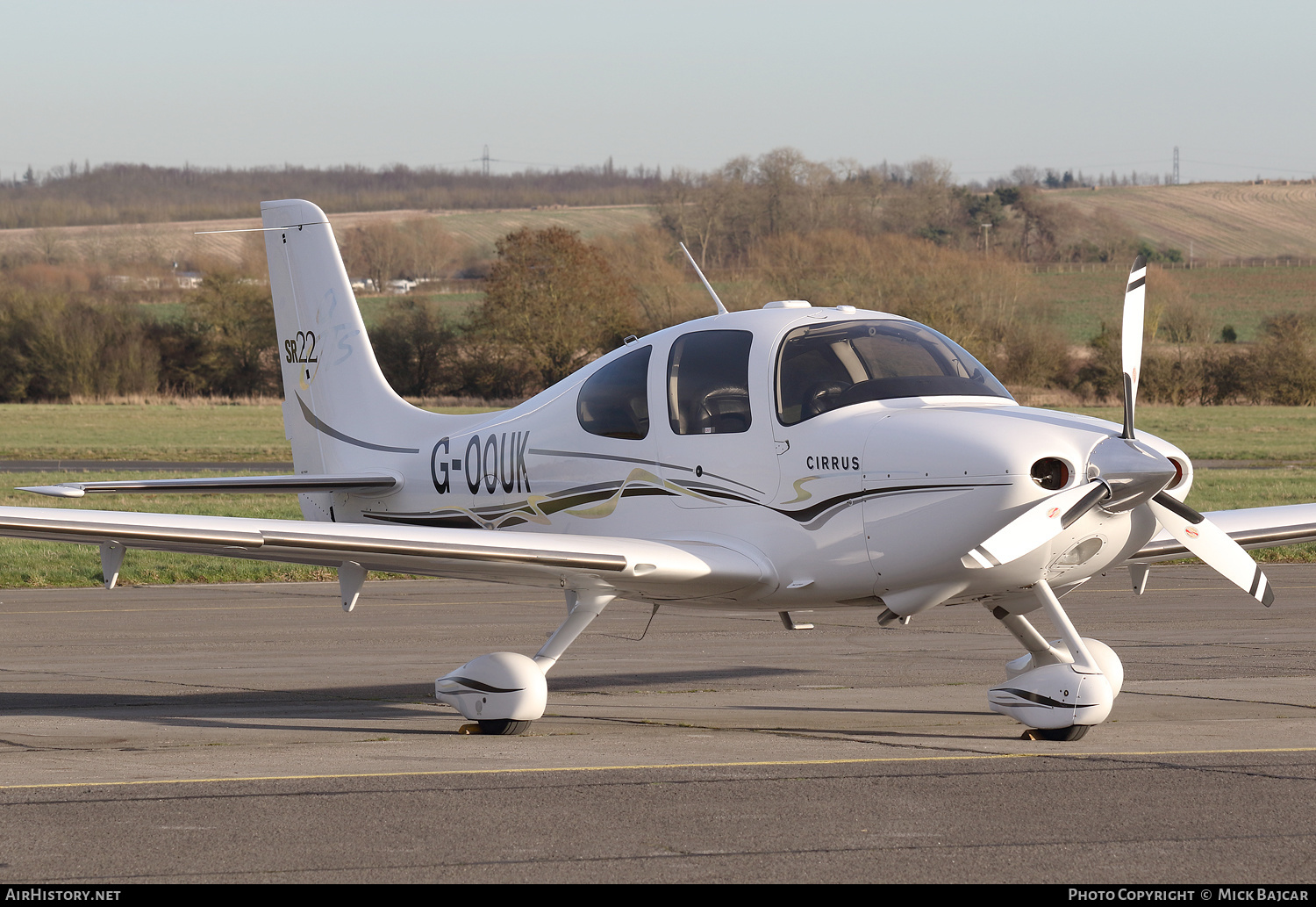 Aircraft Photo of G-OOUK | Cirrus SR-22 G3 | AirHistory.net #646083