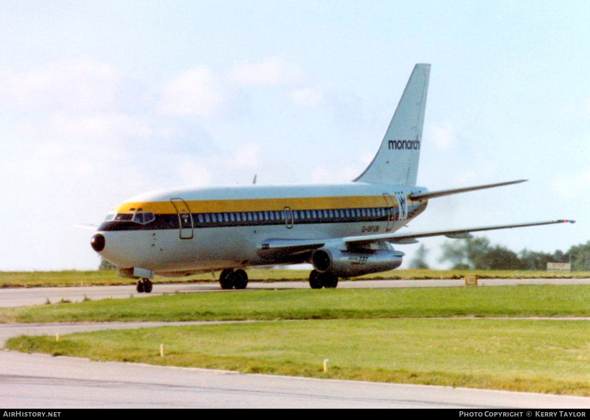 Aircraft Photo of G-DFUB | Boeing 737-2K9/Adv | Monarch Airlines | AirHistory.net #646142