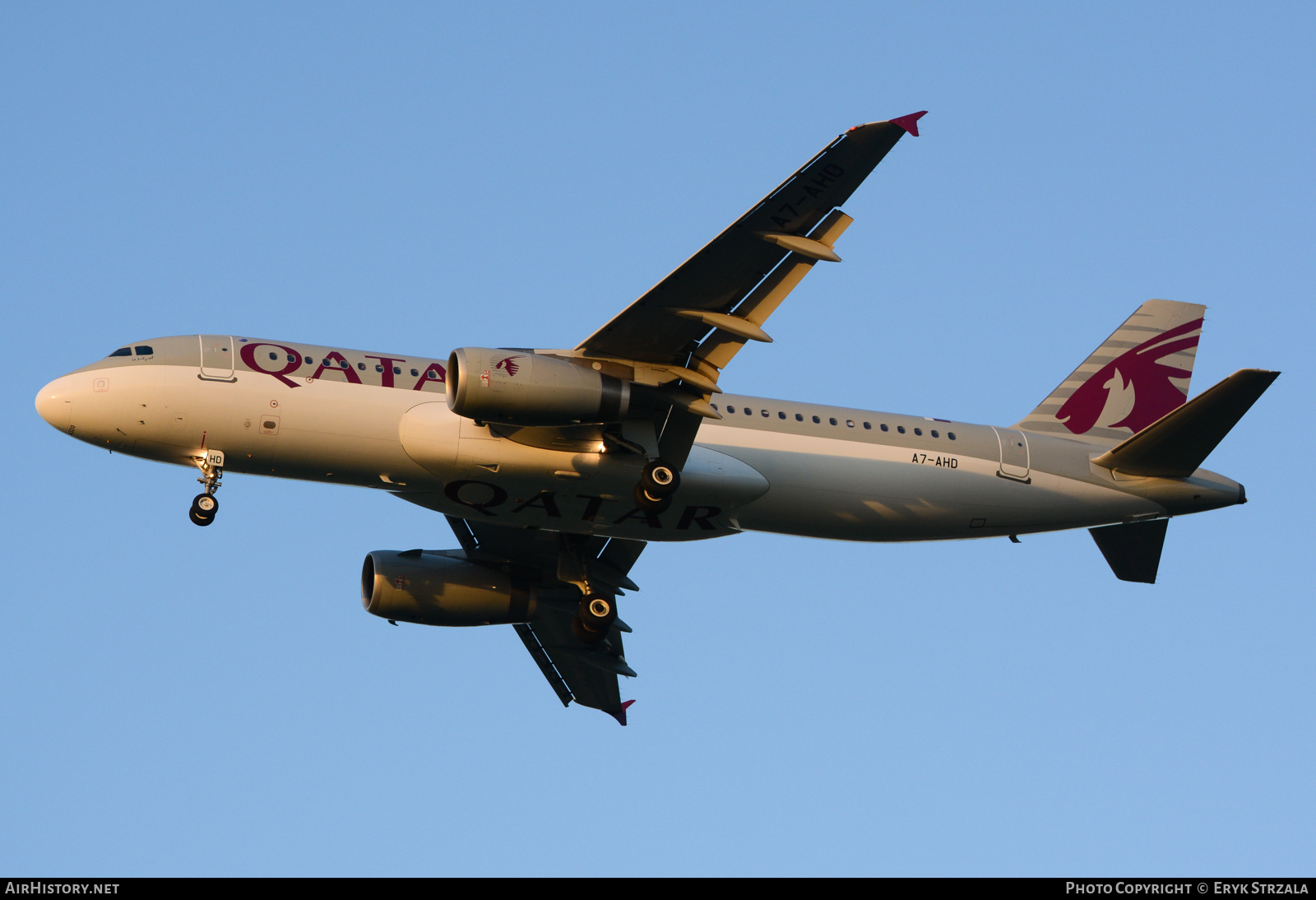 Aircraft Photo of A7-AHD | Airbus A320-232 | Qatar Airways | AirHistory.net #646187