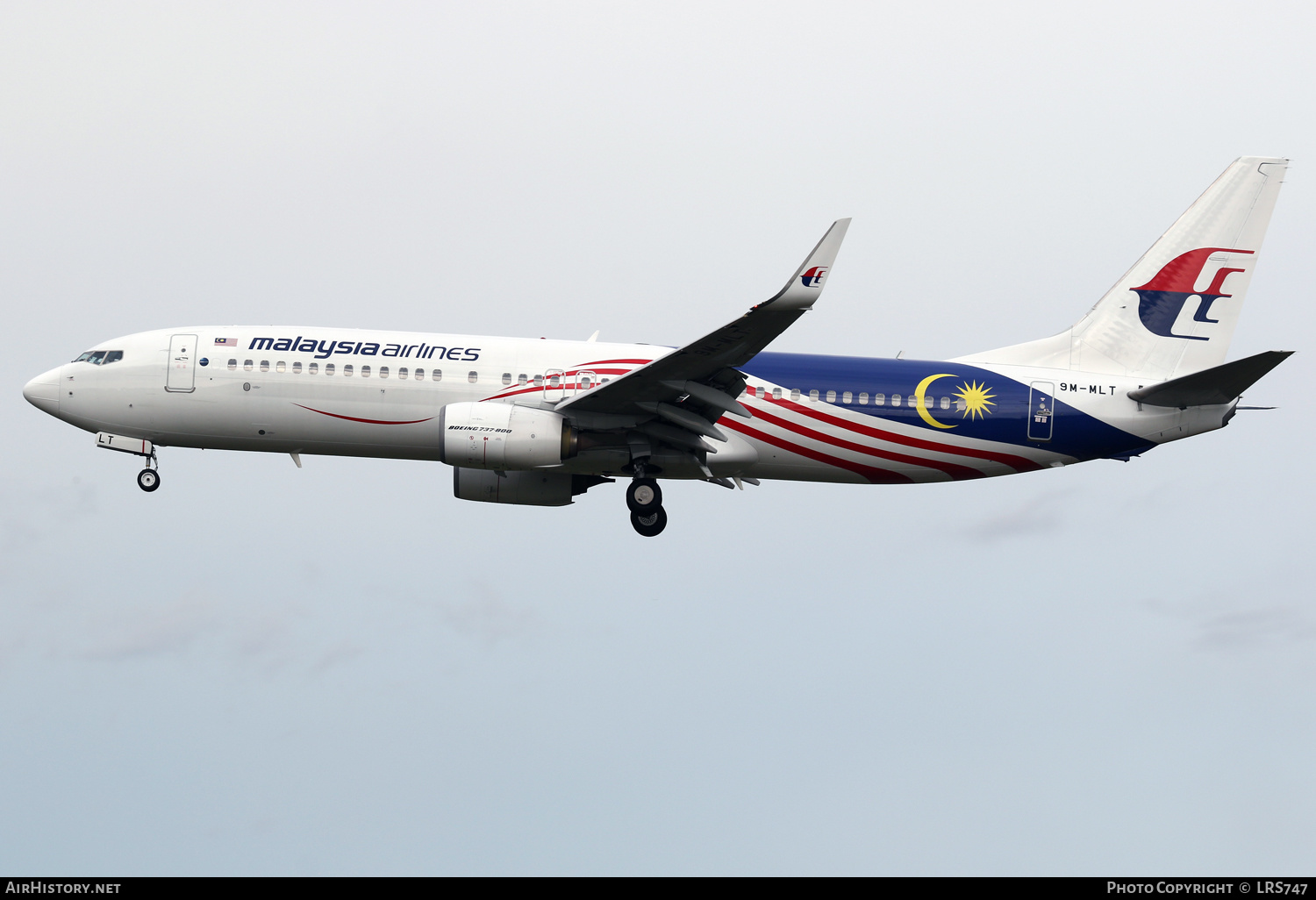 Aircraft Photo of 9M-MLT | Boeing 737-8H6 | Malaysia Airlines | AirHistory.net #646189