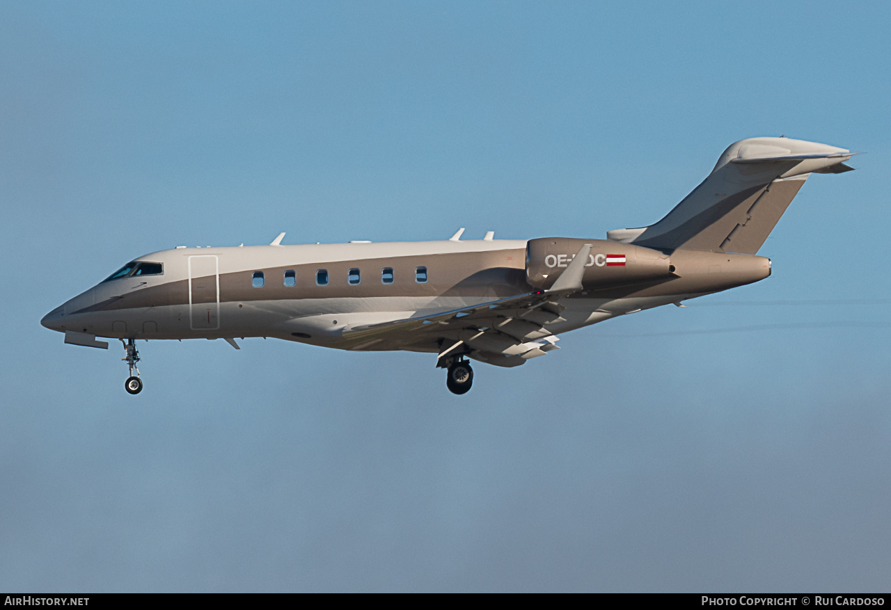 Aircraft Photo of OE-HDC | Bombardier Challenger 300 (BD-100-1A10) | AirHistory.net #646209