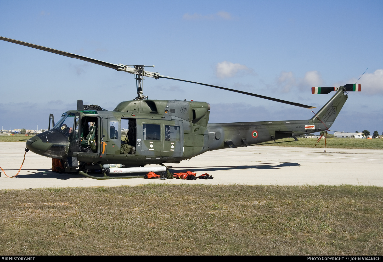 Aircraft Photo of MM81216 | Agusta AB-212ICO | Italy - Air Force | AirHistory.net #646218